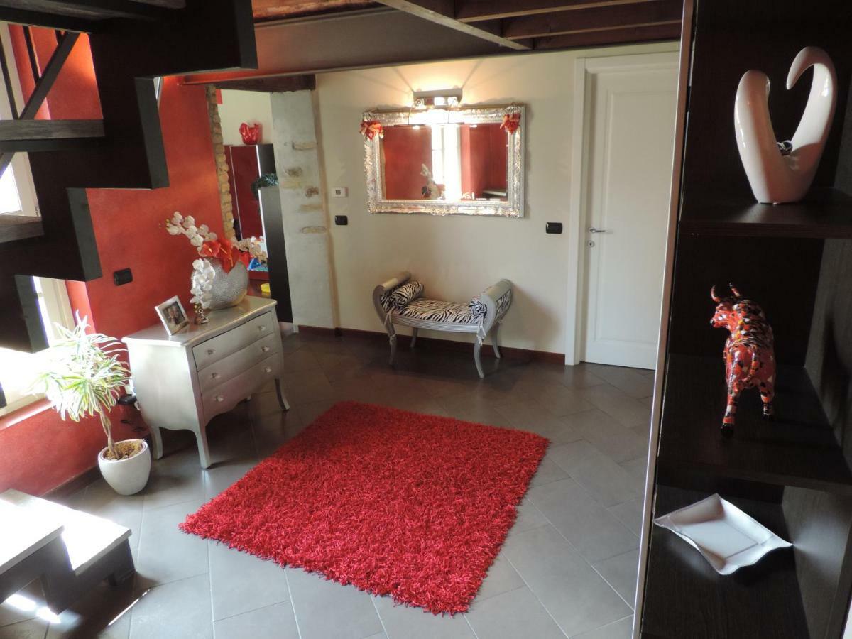 Feeling At Home - Varese Apartment エクステリア 写真