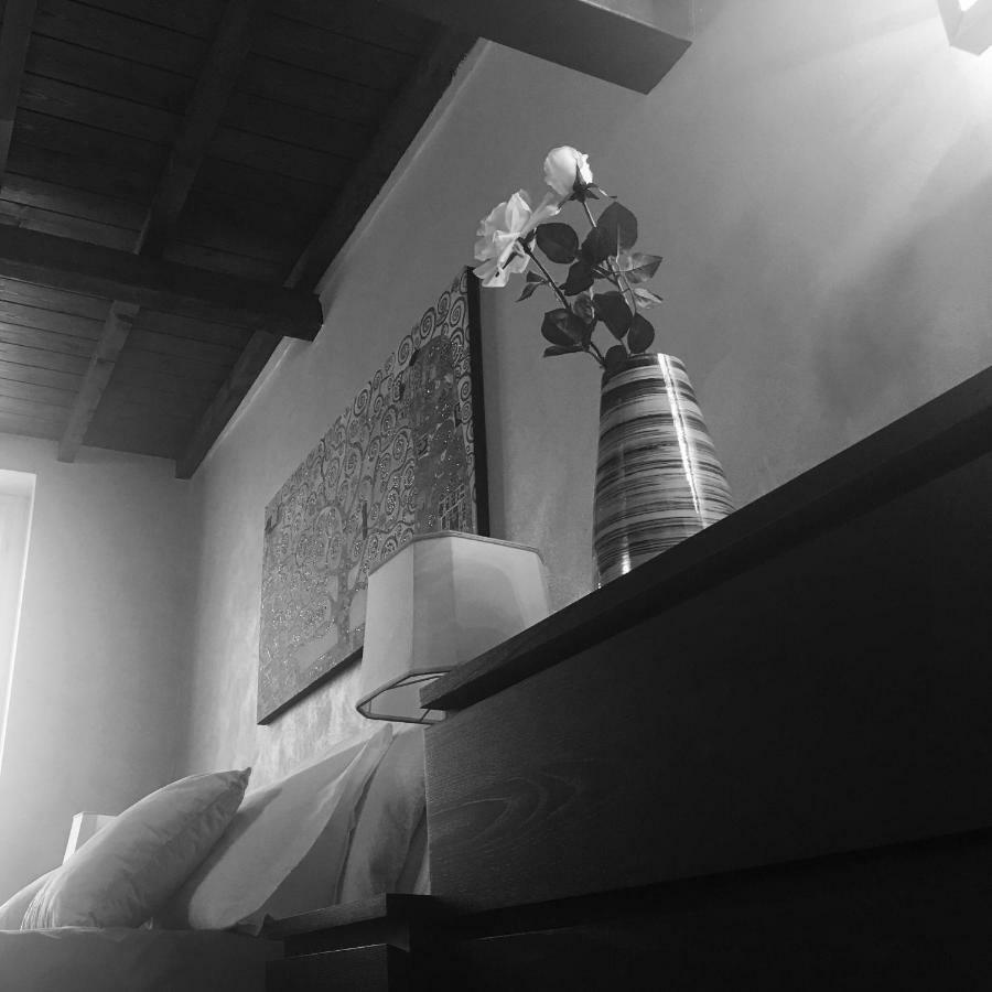 Feeling At Home - Varese Apartment エクステリア 写真
